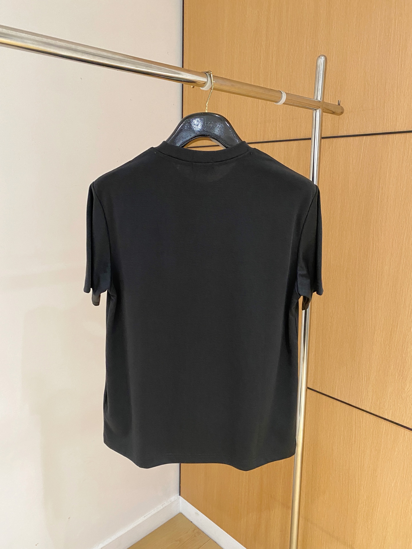 short sleeves